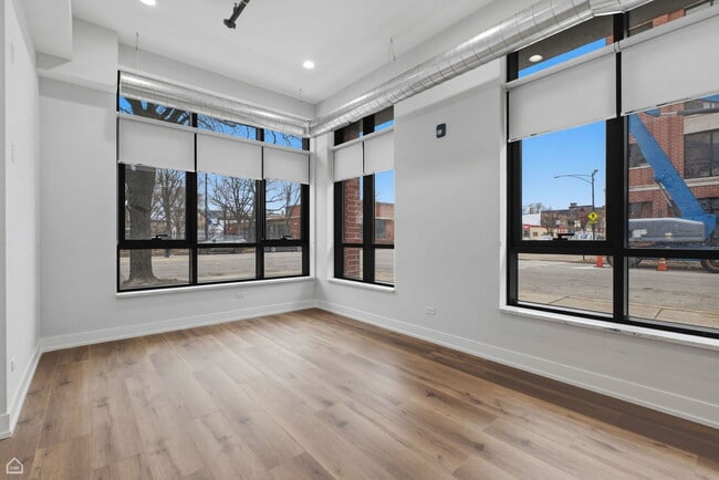 Photo - 2354 N Washtenaw Ave