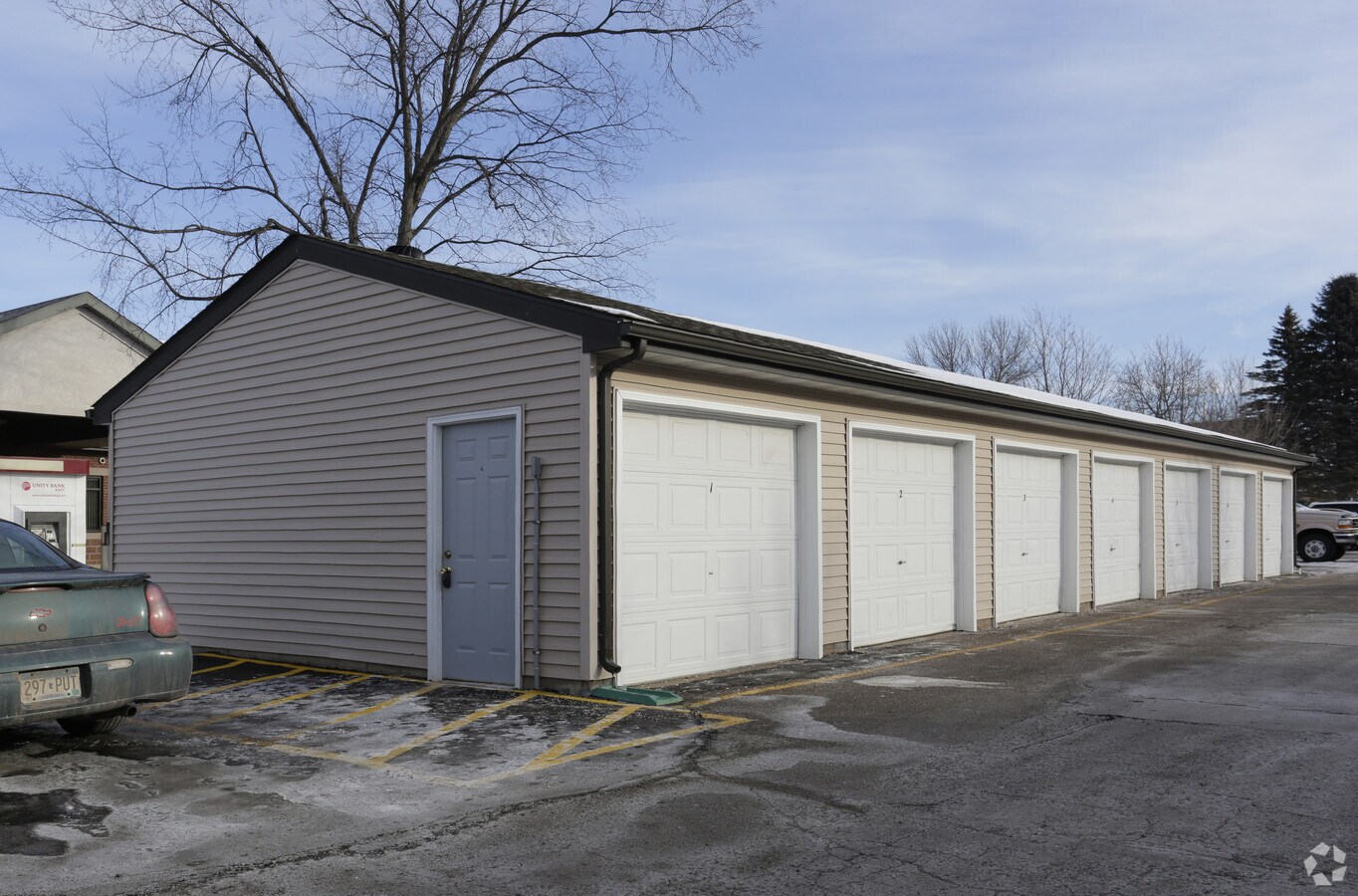 Photo - Rush Riverview Apartments