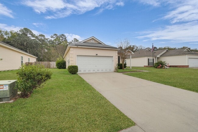 Photo - Charming 3BR Home in Richmond Hill with Pond View & Great Location!