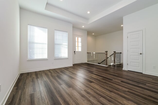 Photo - 16173 Fontana St