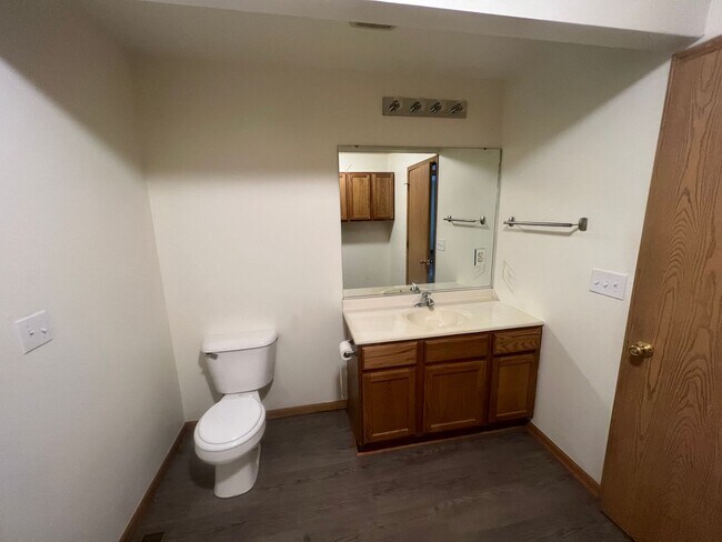 Photo - Beautiful 3-Bedroom Single Family Home in ...