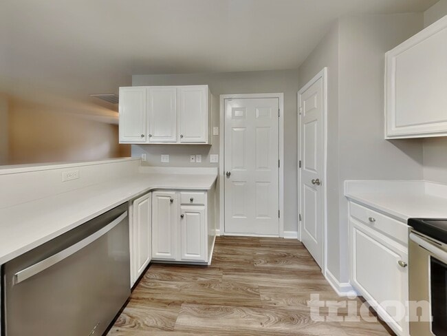 Photo - 9514 Parkridge Dr