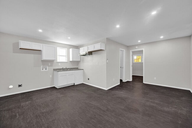 Building Photo - 2103 N Marrs St Unit 2103 N Mars (Back)
