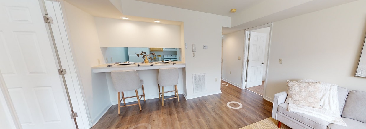 Photo - Cary Belvidere Apartments