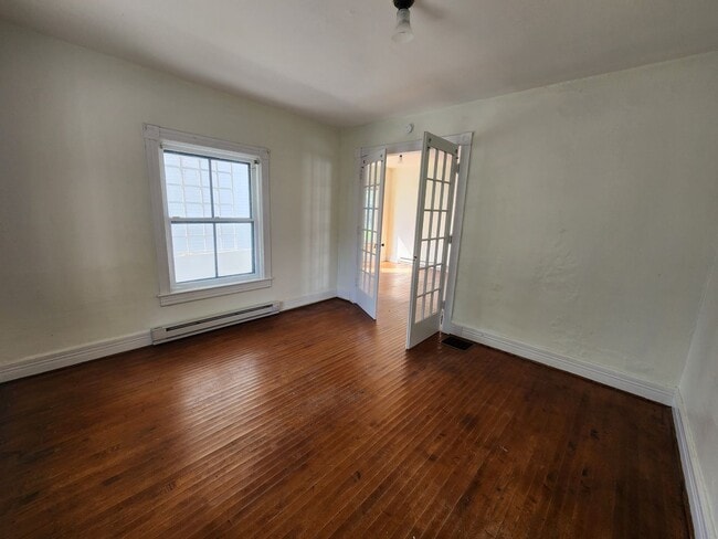 Photo - 76 Crandall St Unit A