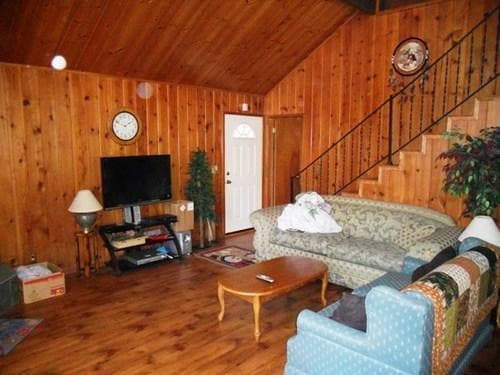 Photo - Warm and Cozy in the Twain Harte Trees!!!