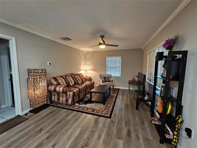 Photo - 2117 Ivey Ln