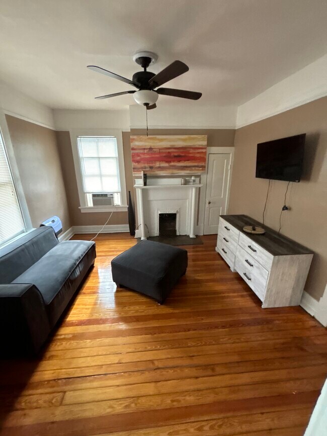 Photo - 1231 18th St Unidad C