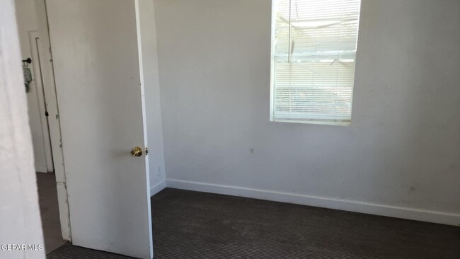 Photo - 151 N Pendell Rd