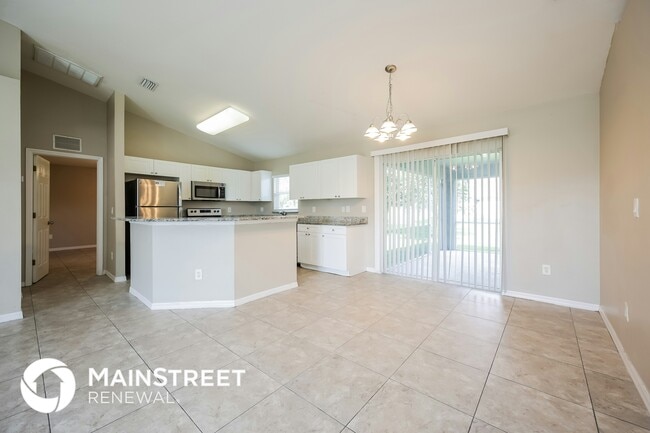 Photo - 303 NW 3rd Ave