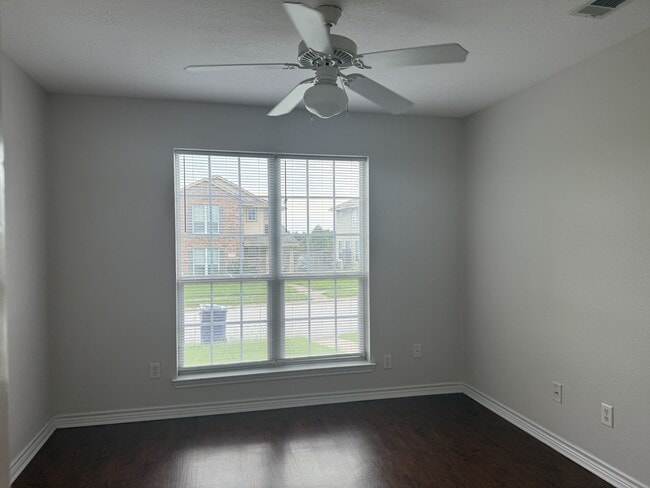 Photo - 4039 Southern Trace Dr