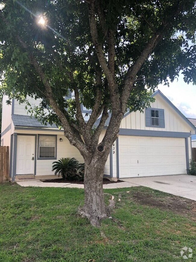 Building Photo - Great home in Northwest SA