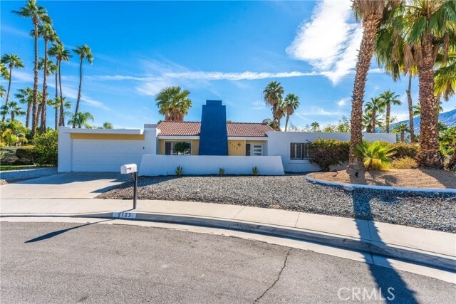 Building Photo - 1123 El Cid