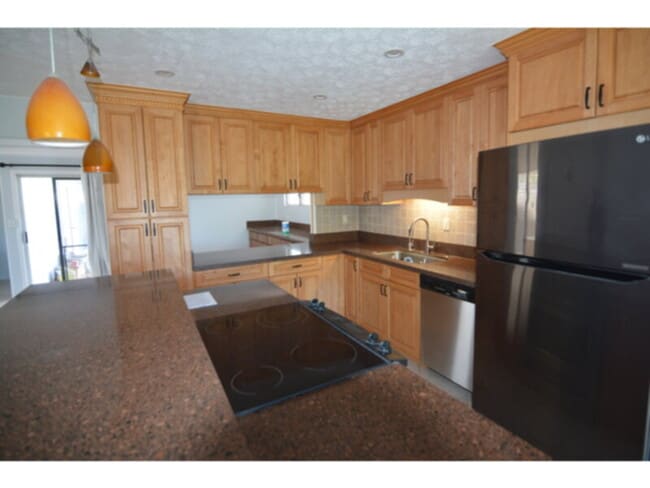 Photo - Renovated Pacific Palisades 3/2 SFH with Y...