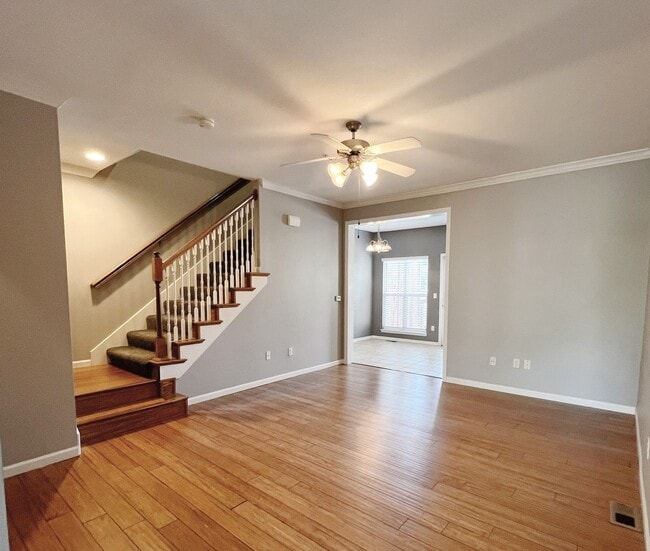 SEE IT NOW: Beautiful 3-Bedroom Home in Pr... - SEE IT NOW: Beautiful 3-Bedroom Home in Pr...