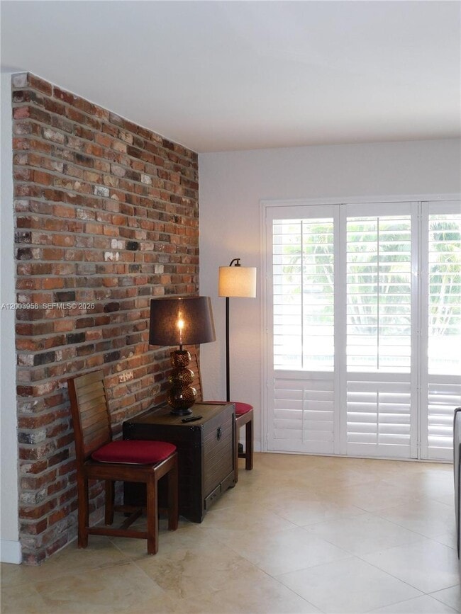 Photo - 108 NE 30th St