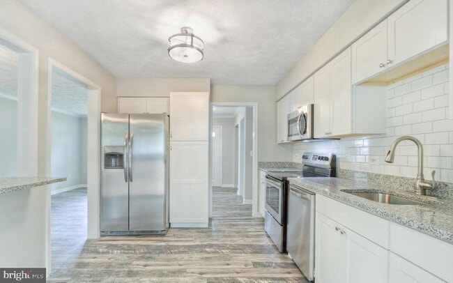 Photo - 53 Bryant Blvd