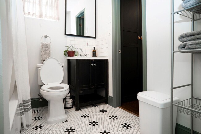 Photo - 2522 Calumet St Casa