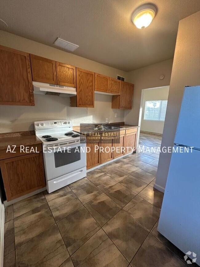 Building Photo - 1233 W Pierce St Unit 1 Rental