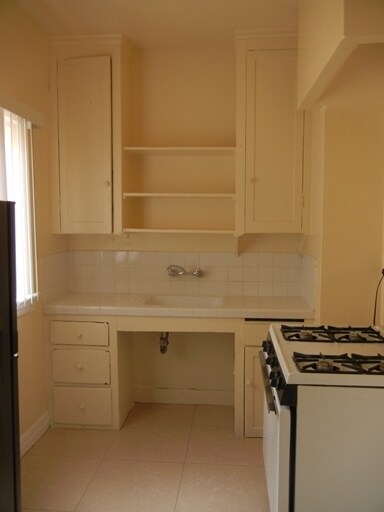 Photo - 400 Witmer St