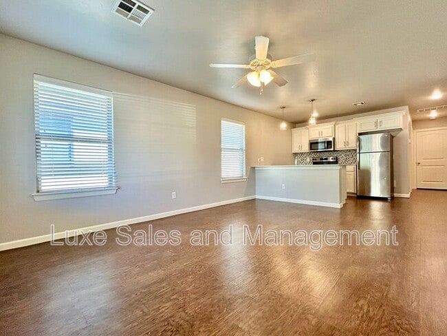 Photo - 11508 N Lincoln Blvd