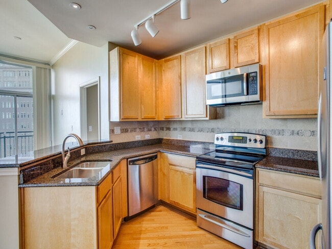 Photo - 500 Throckmorton St Unit 1206