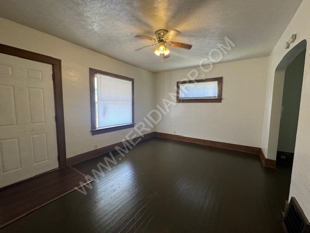 Photo - 3506 Smith St