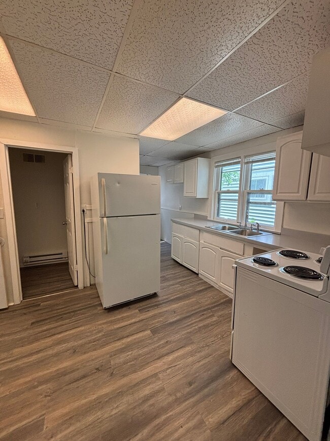 Photo - 932 York Ave