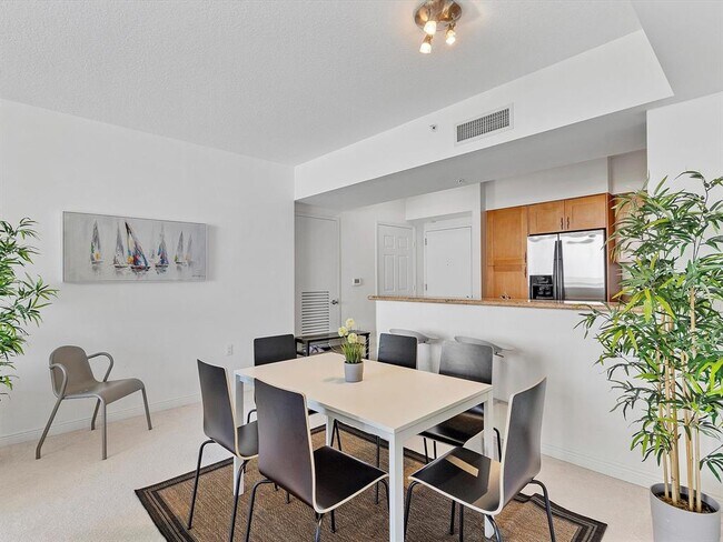 Photo - 1745 E Hallandale Beach Blvd Unidad 1001W