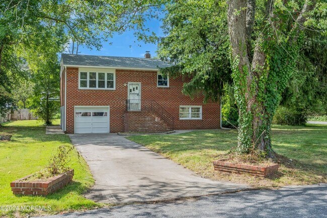Photo - Take a look on this beautiful corner property