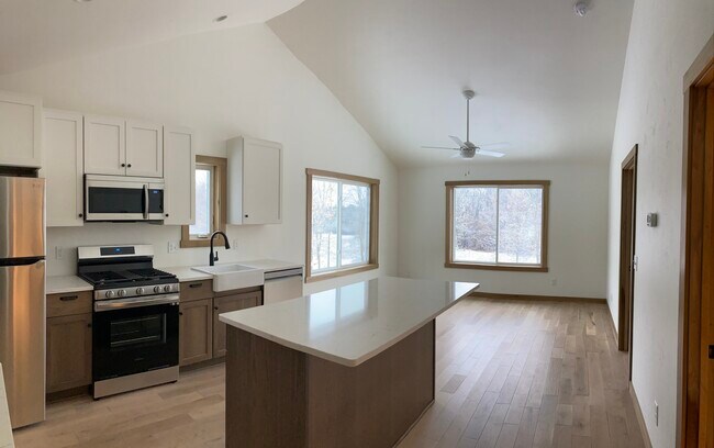 Photo - 5232 County Road II