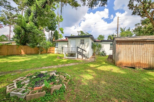 Photo - Updated 4/3 House Near FSU!