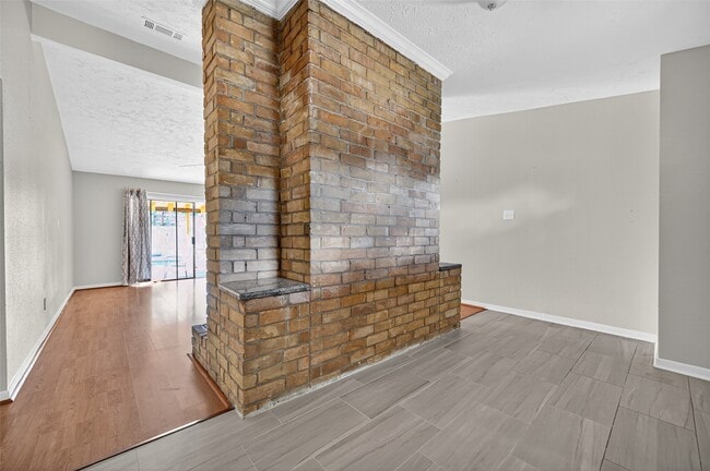 Photo - 8623 Riverside Walk Ln
