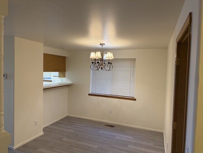 Photo - 1511 Hollyhock Dr