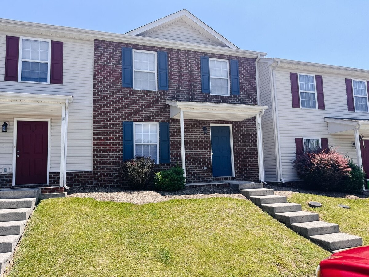 Photo - 110 Charleston Ln