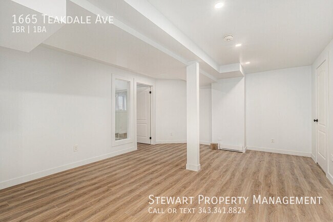 Photo - 1665 Teakdale Ave