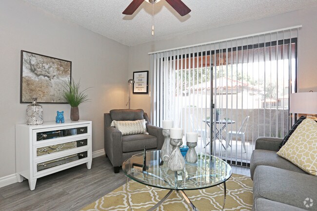 1BR, 1BA - Rio 632 SF