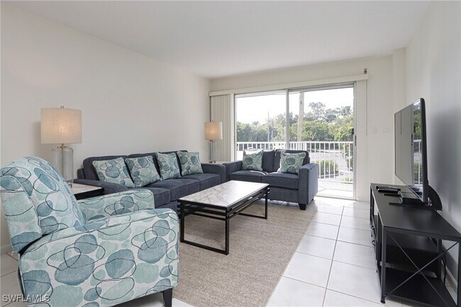 Photo - 1300 Gulf Shore Blvd N Unidad 205