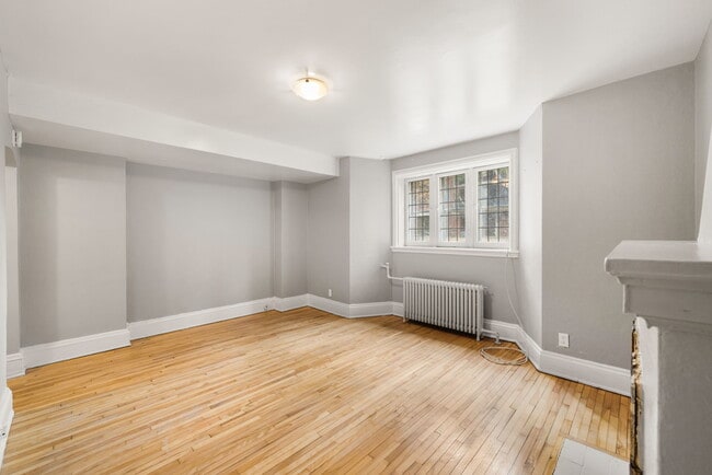 Photo - MacConnor Apartments