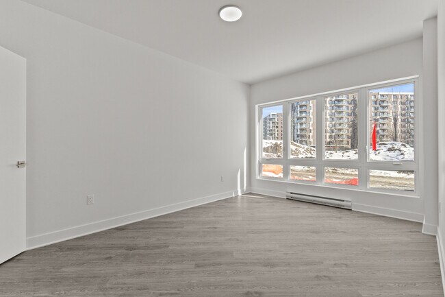 Photo - Quartier One West