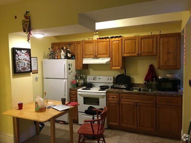 Building Photo - 61 Park Dr Unit 55G-1 Rental