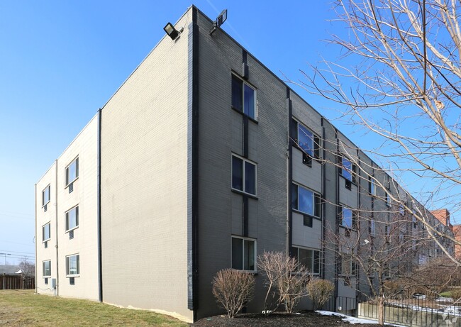 Chamberlain I & II Apartments