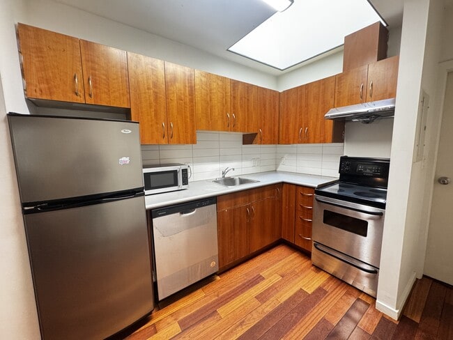 Photo - 440 Richards St Unit 201