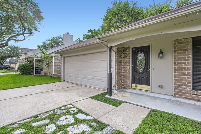 Photo - 11910 Yearling Dr