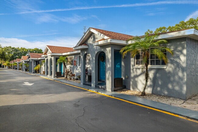 Villas of Legends Field South