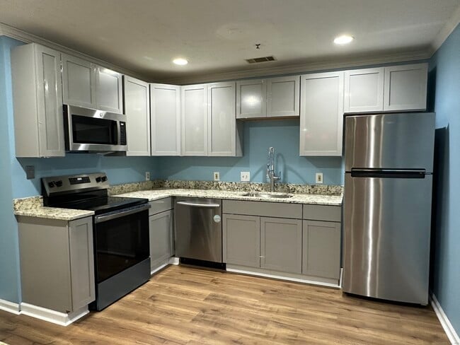 Photo - 127 Judd Square Unidad 127 Rental