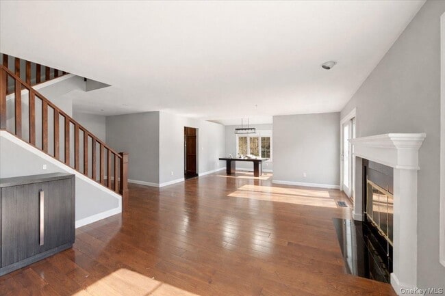 Photo - 42 Clarewood Dr