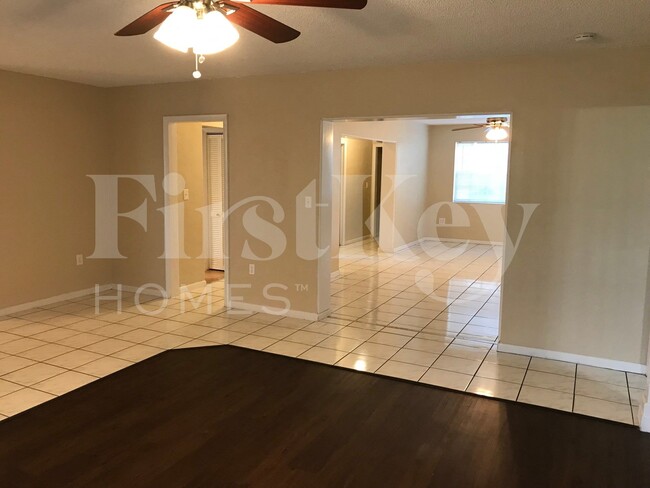 Photo - 4896 NW 6th Ct