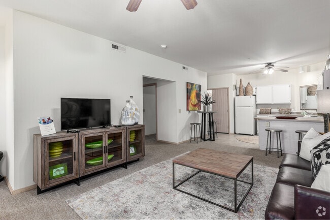 Custom - 2BD, 2BA - 1093SF - Living Room