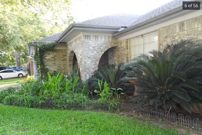 Photo - 7223 Yardley Dr